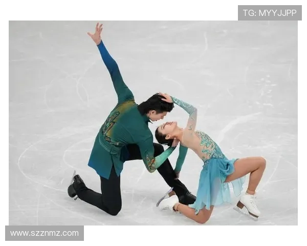 花滑大奖赛日本站双人短节目精彩上演中国组合稳定发挥力压群雄